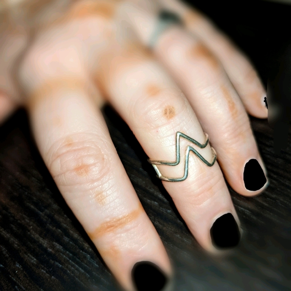 Boho Pura Vida Triangle Ring